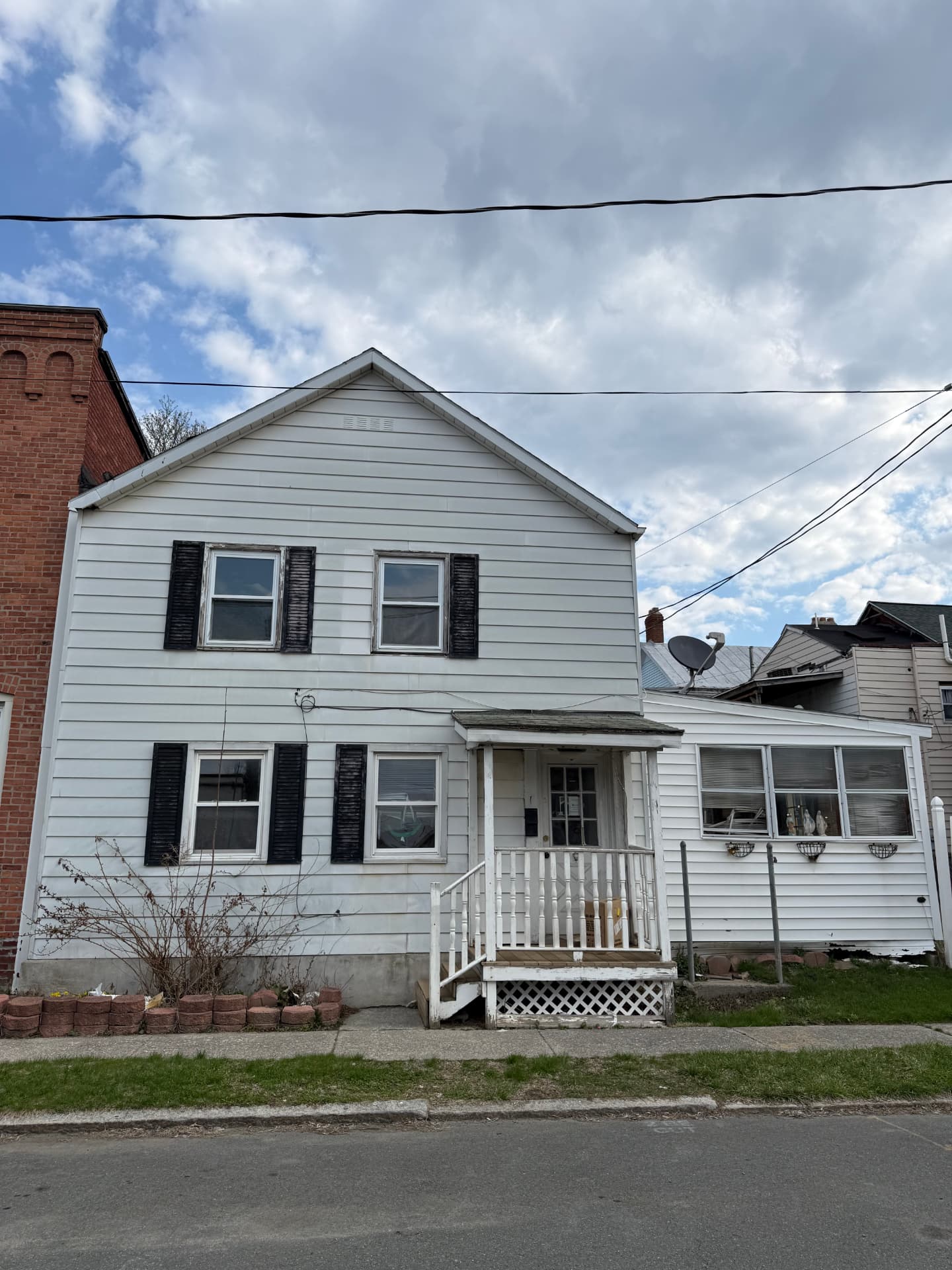 Two-story fix and flip investment property funded in Green Island, NY